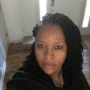 Meet your Posher, Linda